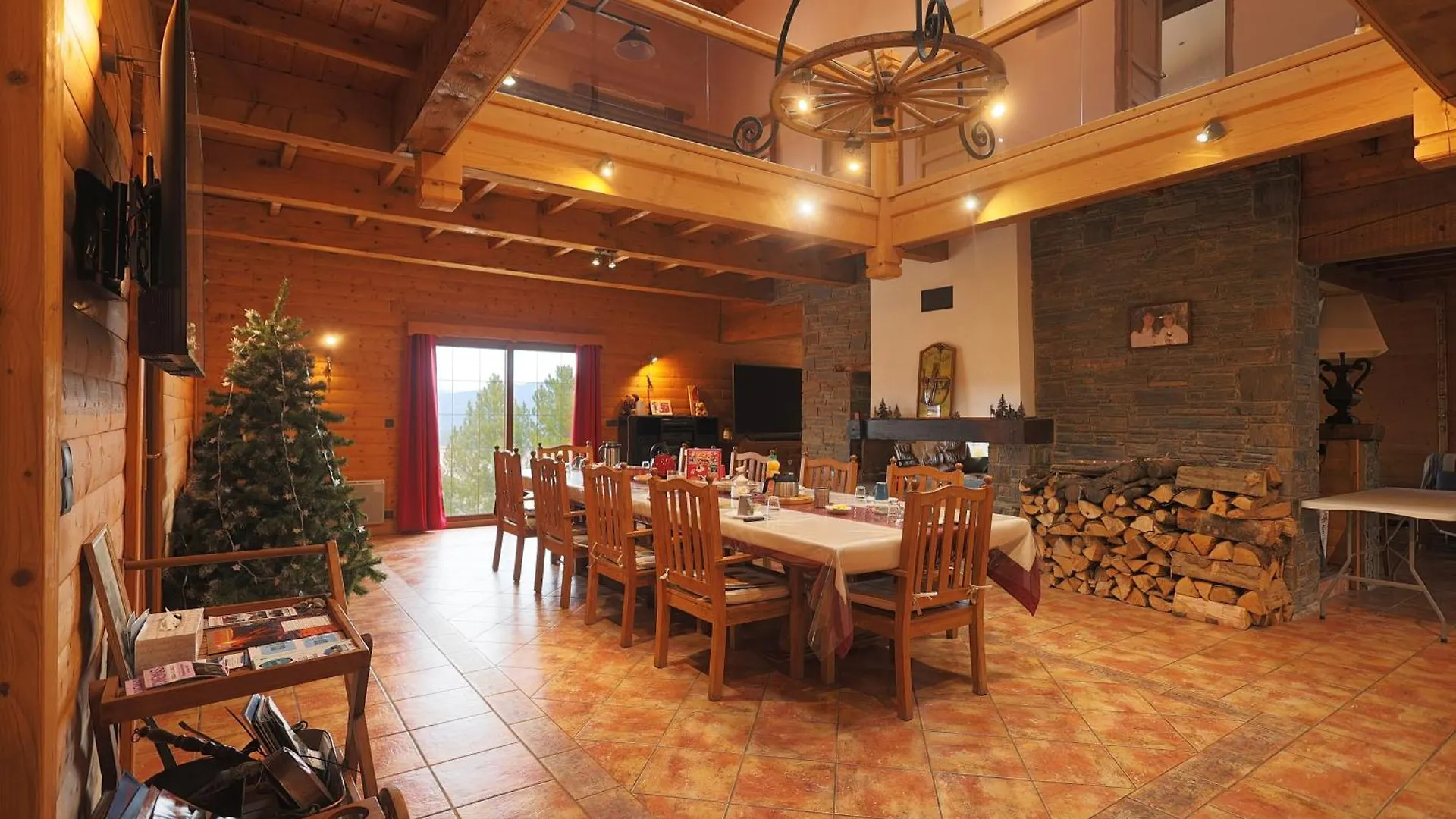 ليز أنغلز Chez Maguy Chambres D'Hotes 0*, Les Angles (Gard)
