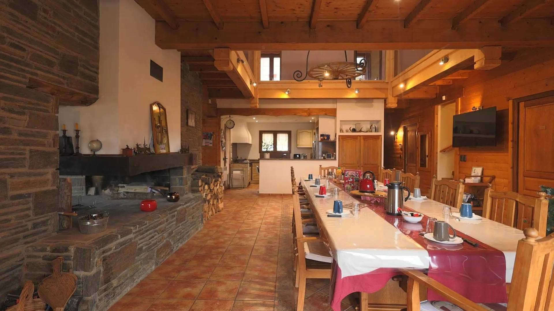 ليز أنغلز Chez Maguy Chambres D'Hotes